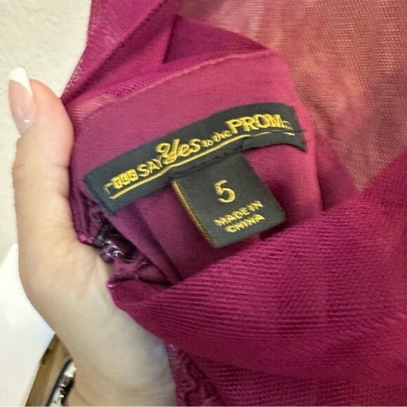 Say Yes To The Prom Womens Illusion Gown Dress Size Small - Picture 13 of 15